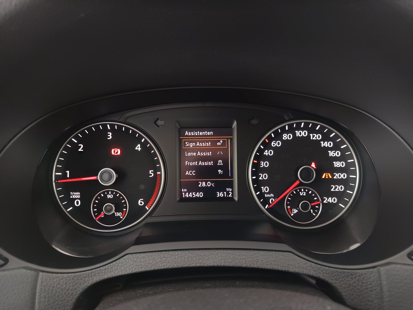 SEAT Alhambra Executive TDI DSG 4Drive | Bild 15 von 30