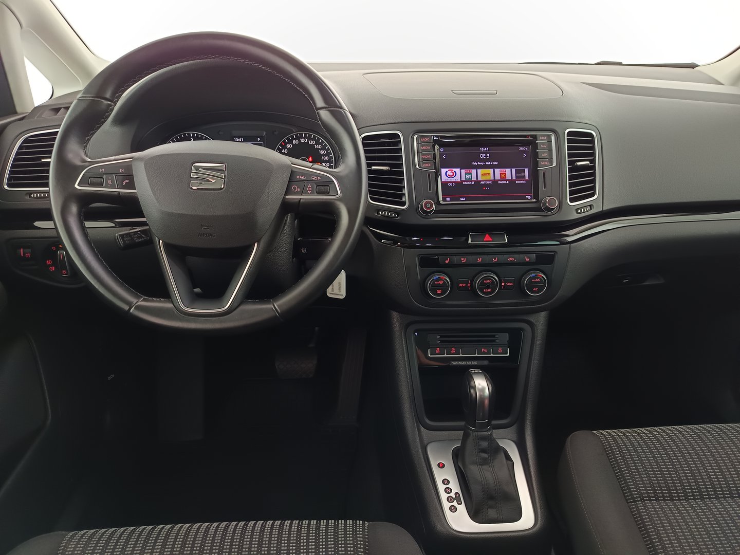 SEAT Alhambra Executive TDI DSG 4Drive | Bild 14 von 30