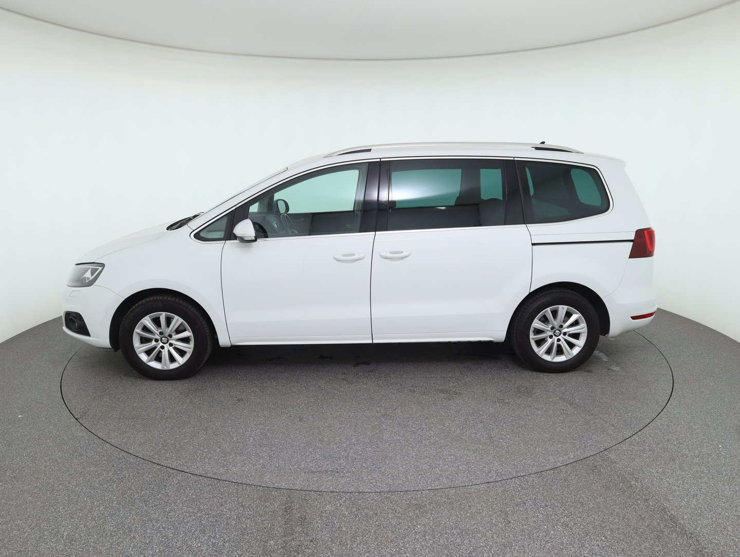SEAT Alhambra Executive TDI DSG 4Drive | Bild 8 von 30