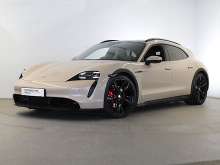 Porsche Taycan 4S Cross Turismo
