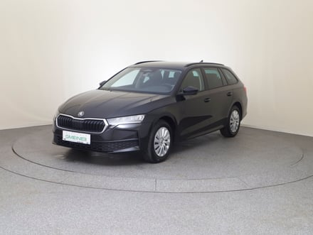 Škoda Octavia Combi Essence TSI mHEV DSG