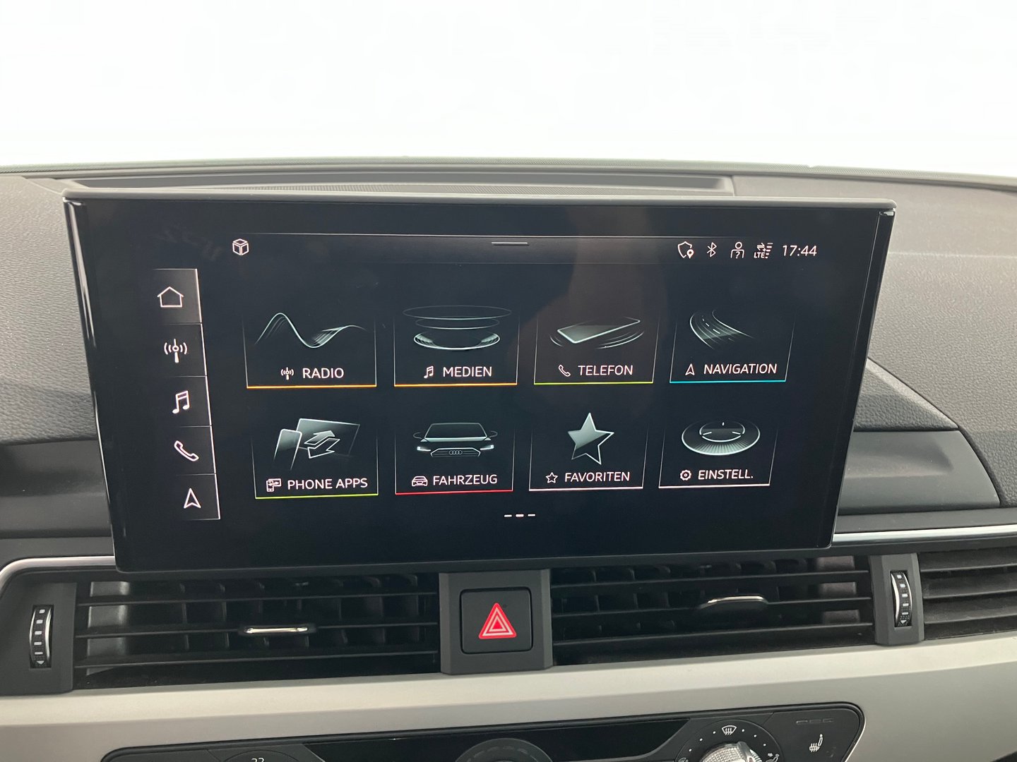 Audi A4 Avant 40 TDI advanced quattro | Bild 6 von 15
