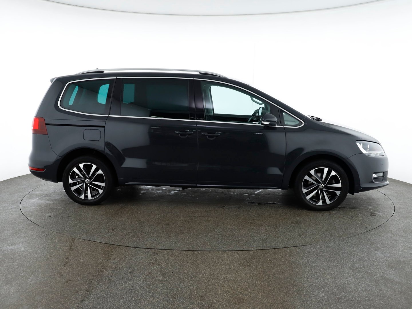 VW Sharan Business+ TSI DSG 7-Sitzer | Bild 4 von 10