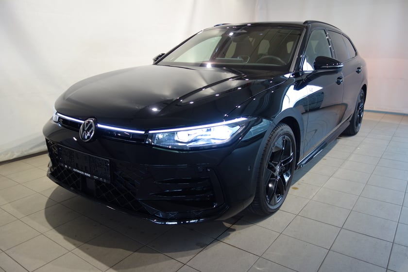 VW Passat Variant R-Line TDI DSG