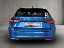 Škoda Octavia Combi Selection TSI mHEV DSG in Race-Blau Metallic