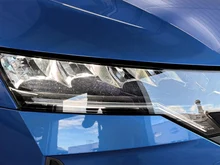 Škoda Octavia Combi Selection TSI mHEV DSG in Race-Blau Metallic