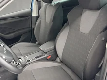 Škoda Octavia Combi Selection TSI mHEV DSG in Race-Blau Metallic