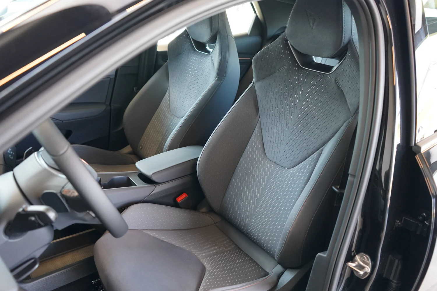 Bild eines CUPRA Raval ENDURANCE 52/55 155kW/210 PS