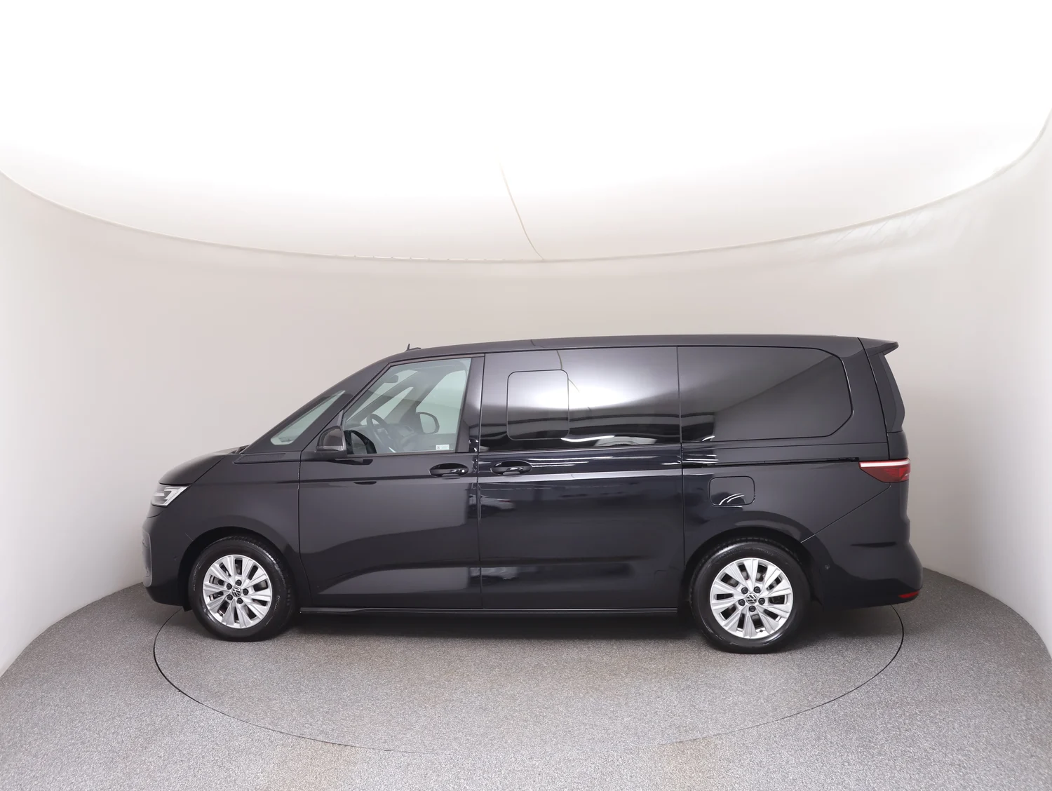 Bild eines VW Multivan Business ÜH TDI