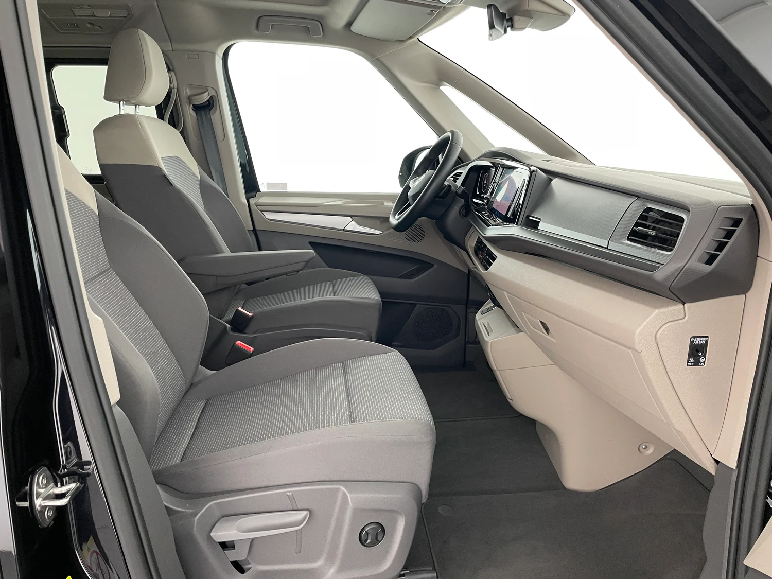 Bild eines VW Multivan Business ÜH TDI