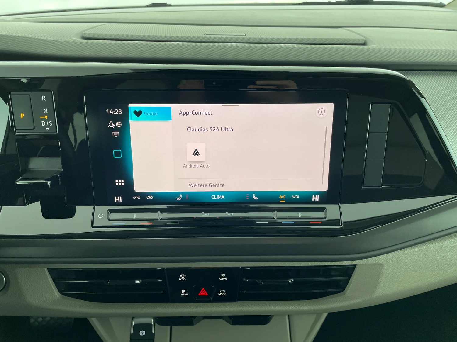 Bild eines VW Multivan Business ÜH TDI