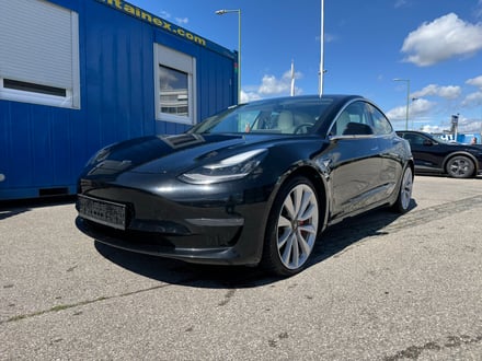 Tesla Model 3 Performance Dual AWD