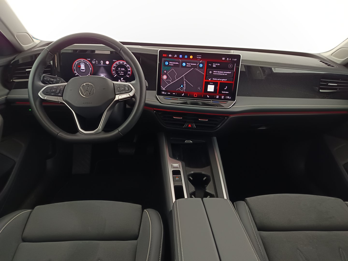 VW Passat Variant Business TDI DSG | Bild 14 von 40