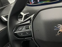 Peugeot 3008 Hybrid 225 PHEV e-EAT8 Allure Aut. in grau