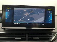 Peugeot 3008 Hybrid 225 PHEV e-EAT8 Allure Aut. in grau