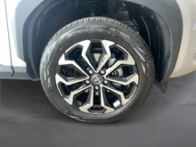 Toyota Yaris Cross Hybrid FWD Active Drive in silber - metallic