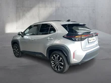Toyota Yaris Cross Hybrid FWD Active Drive in silber - metallic