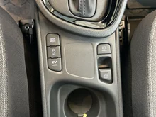 Toyota Yaris Cross Hybrid FWD Active Drive in silber - metallic