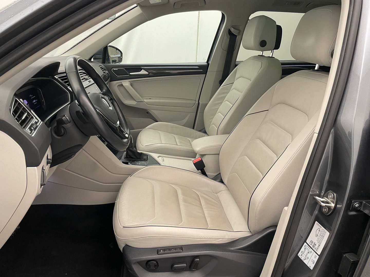 VW Tiguan Allspace Highline TDI DSG | Bild 9 von 35