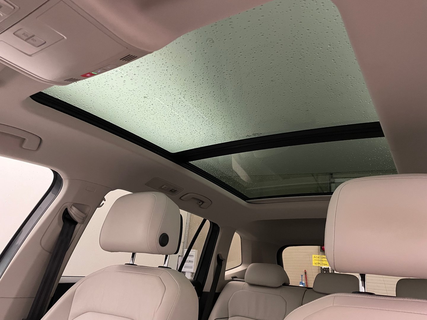 VW Tiguan Allspace Highline TDI DSG | Bild 29 von 35