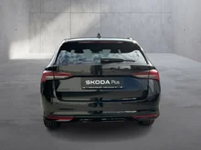 Škoda Octavia Combi Sportline TDI DSG in Black-Magic Perleffekt