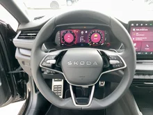 Škoda Octavia Combi Sportline TDI DSG in Black-Magic Perleffekt