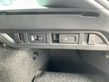 Škoda Octavia Combi Sportline TDI DSG in Black-Magic Perleffekt
