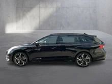 Škoda Octavia Combi Sportline TDI DSG in Black-Magic Perleffekt