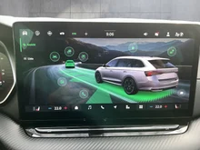 Škoda Octavia Combi Sportline TDI DSG in Black-Magic Perleffekt