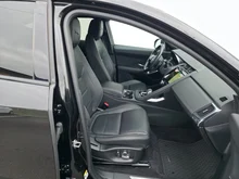 Jaguar E-Pace 1,5 P300e PHEV AWD R-Dynamic SE Aut. in schwarz