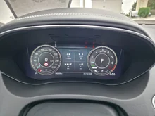 Jaguar E-Pace 1,5 P300e PHEV AWD R-Dynamic SE Aut. in schwarz