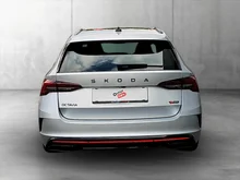 Škoda Octavia Combi RS in Brillant-Silber Metallic