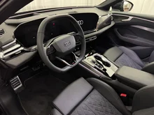 Audi A6 Avant e-hybrid quattro 270 kW in Firmamentblau Metallic