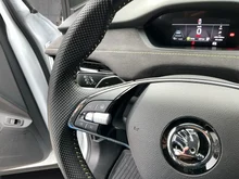 Škoda Enyaq Coupé RS in Moon-Weiß Metallic