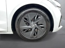 Škoda Enyaq Coupé RS in Moon-Weiß Metallic