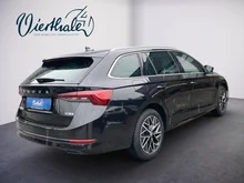 Škoda Octavia Combi Style TSI e-TEC DSG in Black-Magic Perleffekt