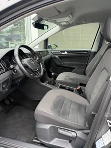 VW Golf Sportsvan Highline TDI in Indium Grau Metallic