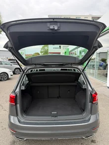 VW Golf Sportsvan Highline TDI in Indium Grau Metallic