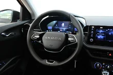 Škoda Fabia Essence in Black-Magic Perleffekt