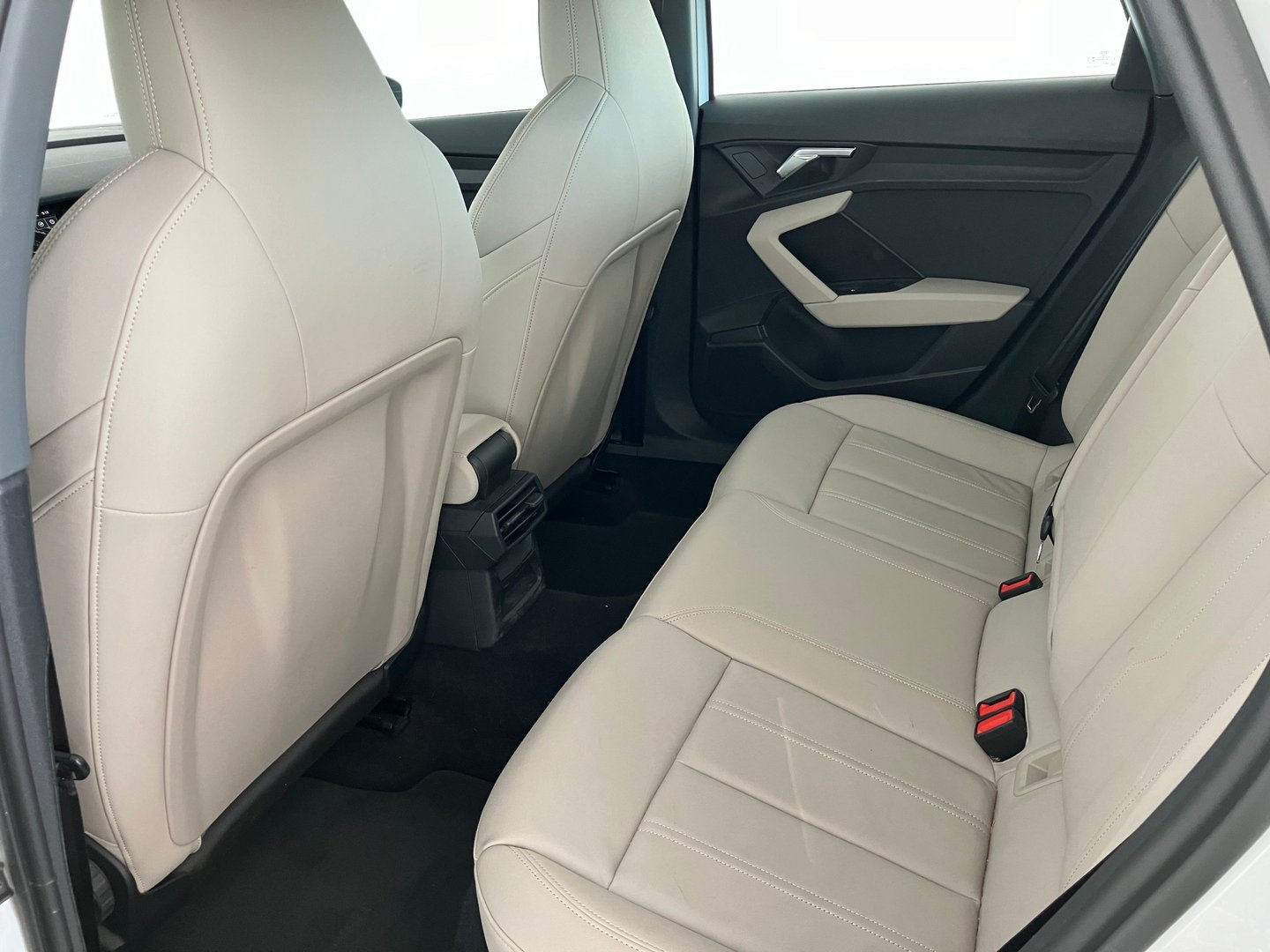 Audi A3 Limousine 30 TFSI | Bild 23 von 26