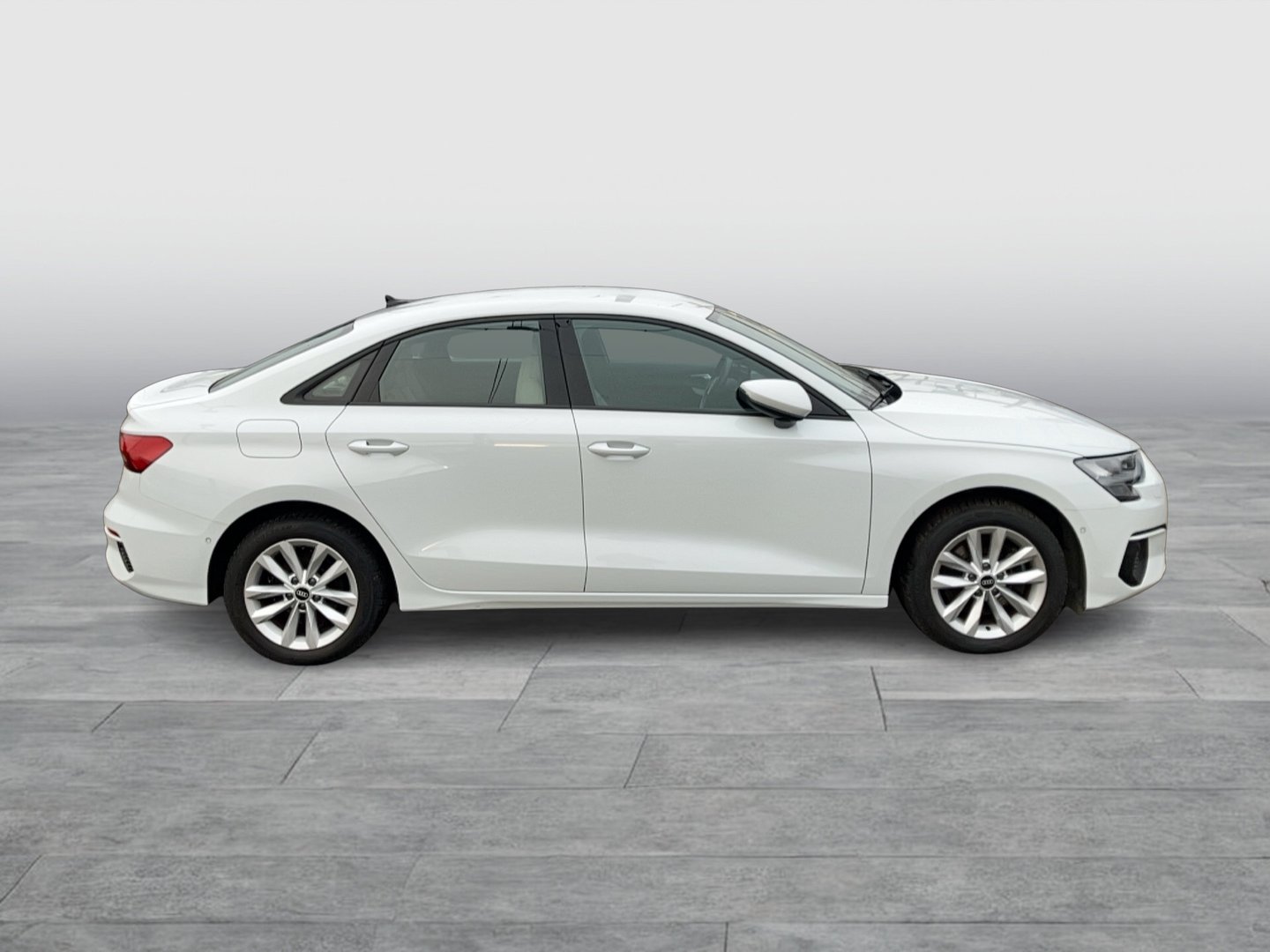 Audi A3 Limousine 30 TFSI | Bild 5 von 24