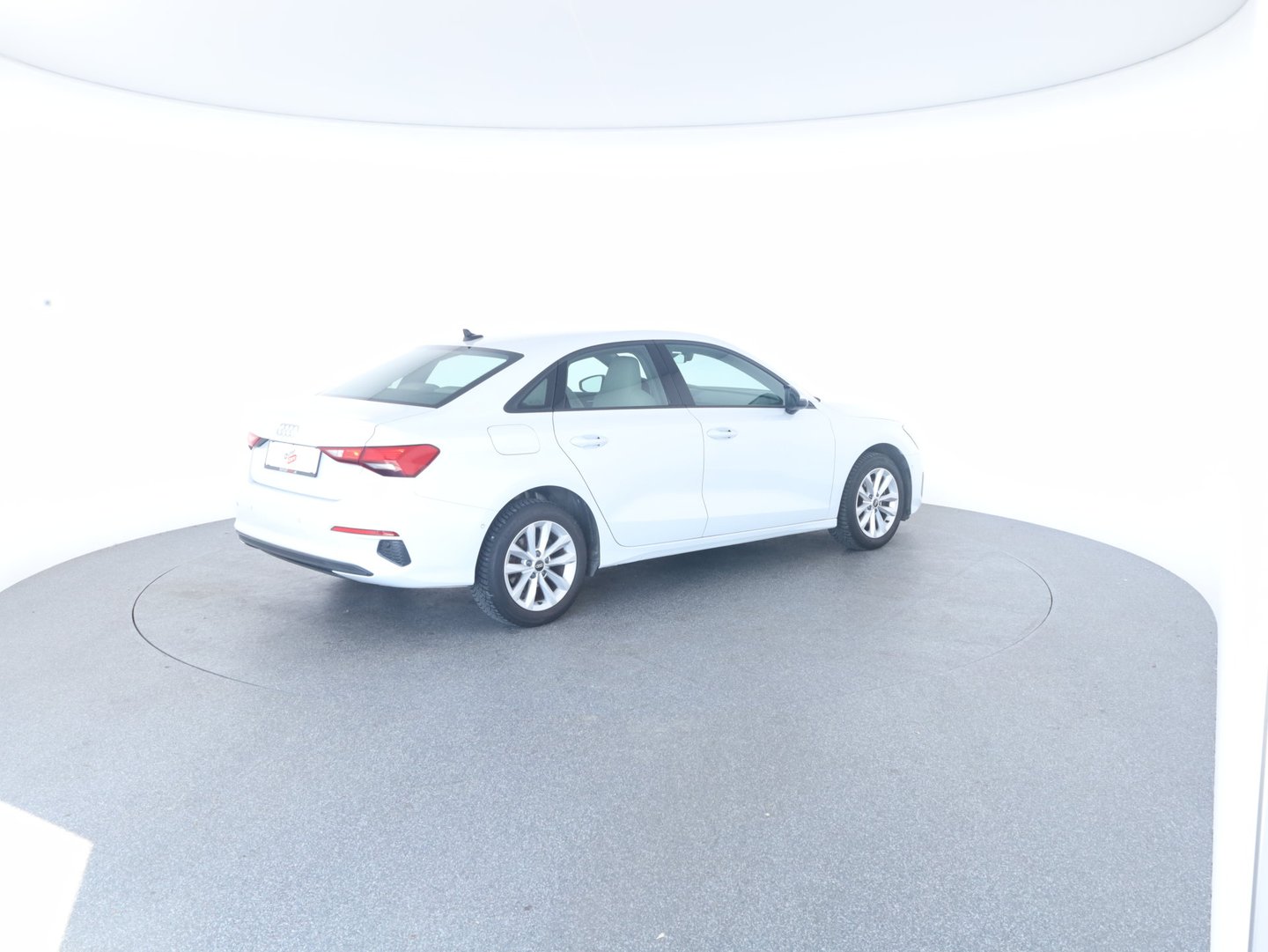 Audi A3 Limousine 30 TFSI | Bild 6 von 26