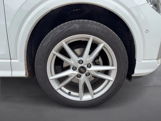 Bild eines Audi Q2 30 TFSI admired