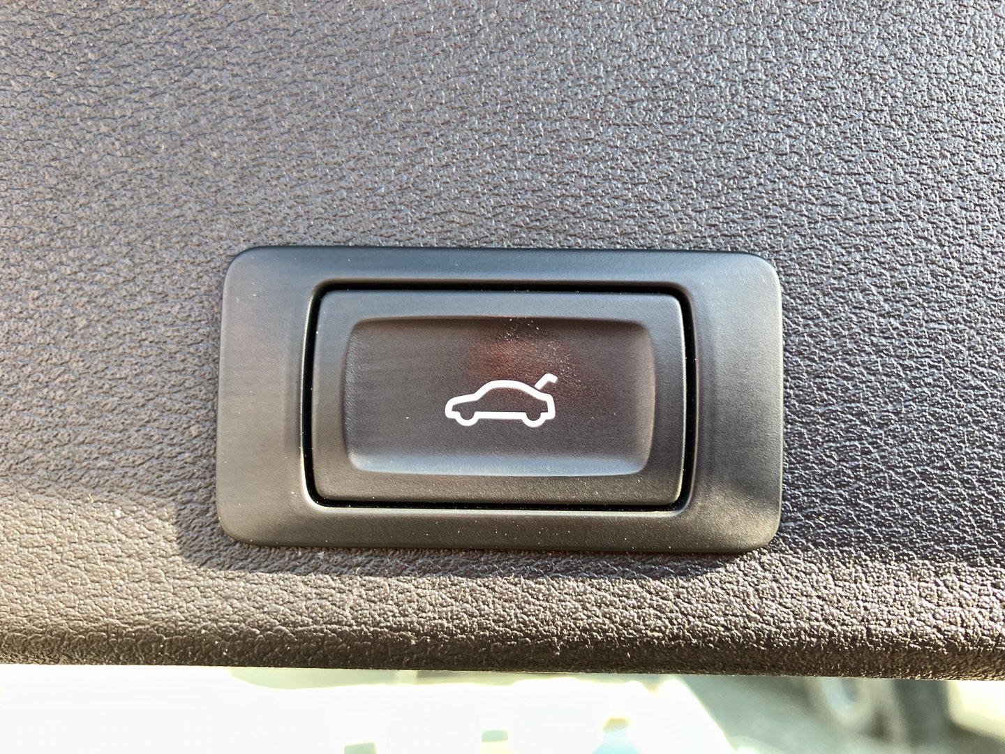 Audi A4 Avant 30 TDI | Bild 24 von 28