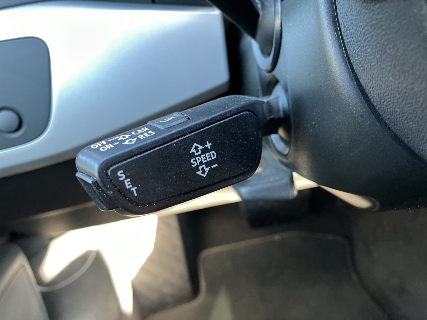 Audi A4 Avant 30 TDI | Bild 16 von 28