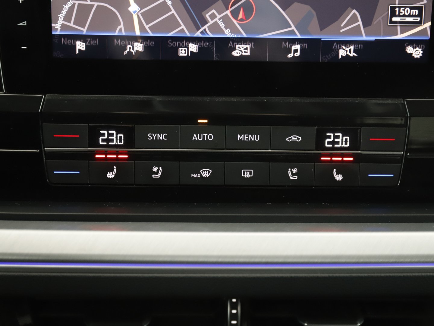 VW Touareg TDI 4MOTION | Bild 23 von 30