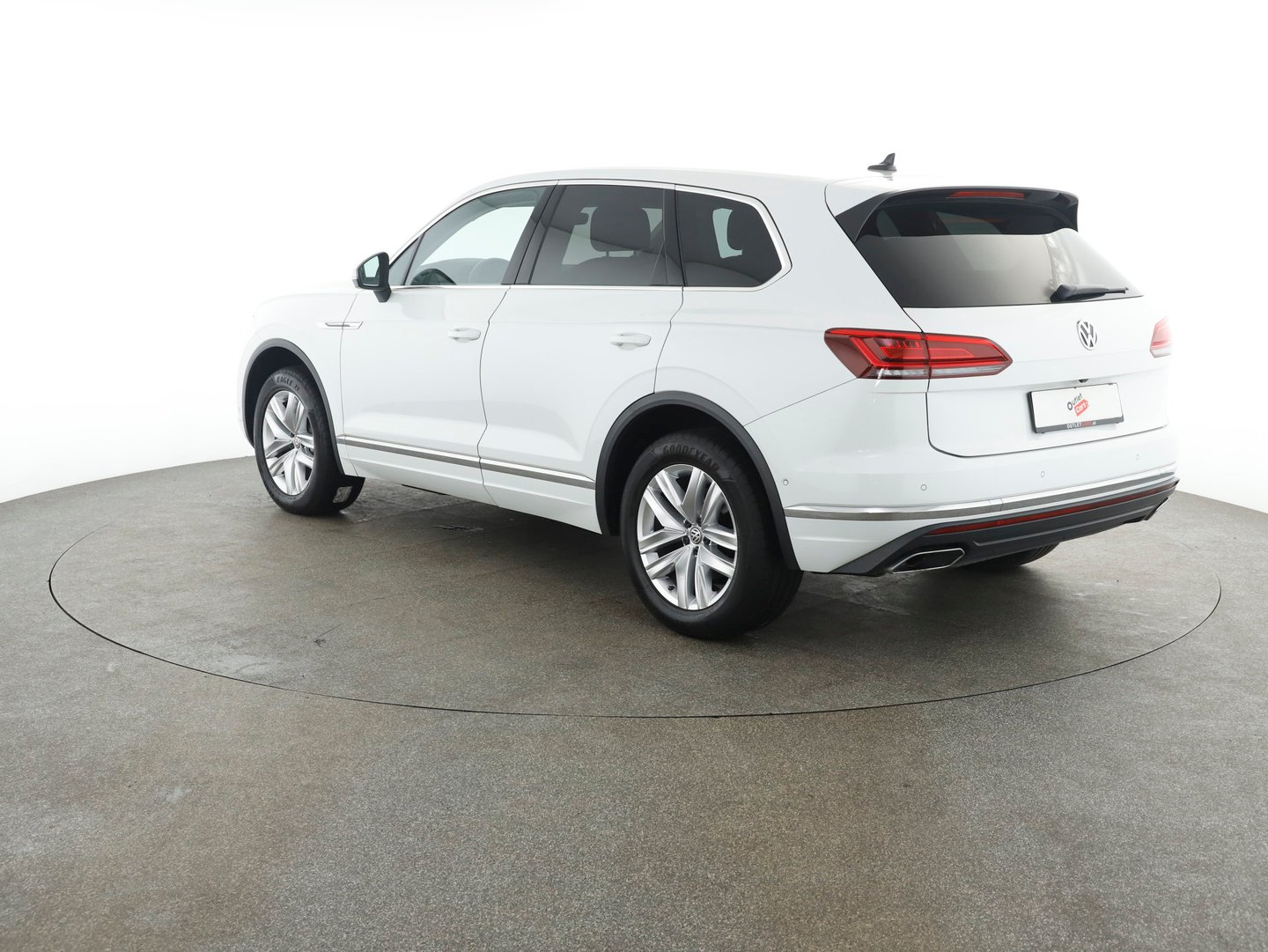 VW Touareg TDI 4MOTION | Bild 2 von 12