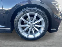 VW Passat Variant Elegance TDI DSG in Deep Black Perleffekt