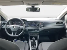 VW Polo Relax in Lime Stone Grey Met.