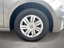 VW Polo Relax in Lime Stone Grey Met.